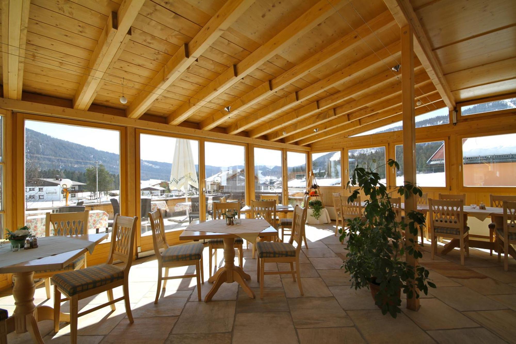 Landhotel Wolf Leutasch Bagian luar foto